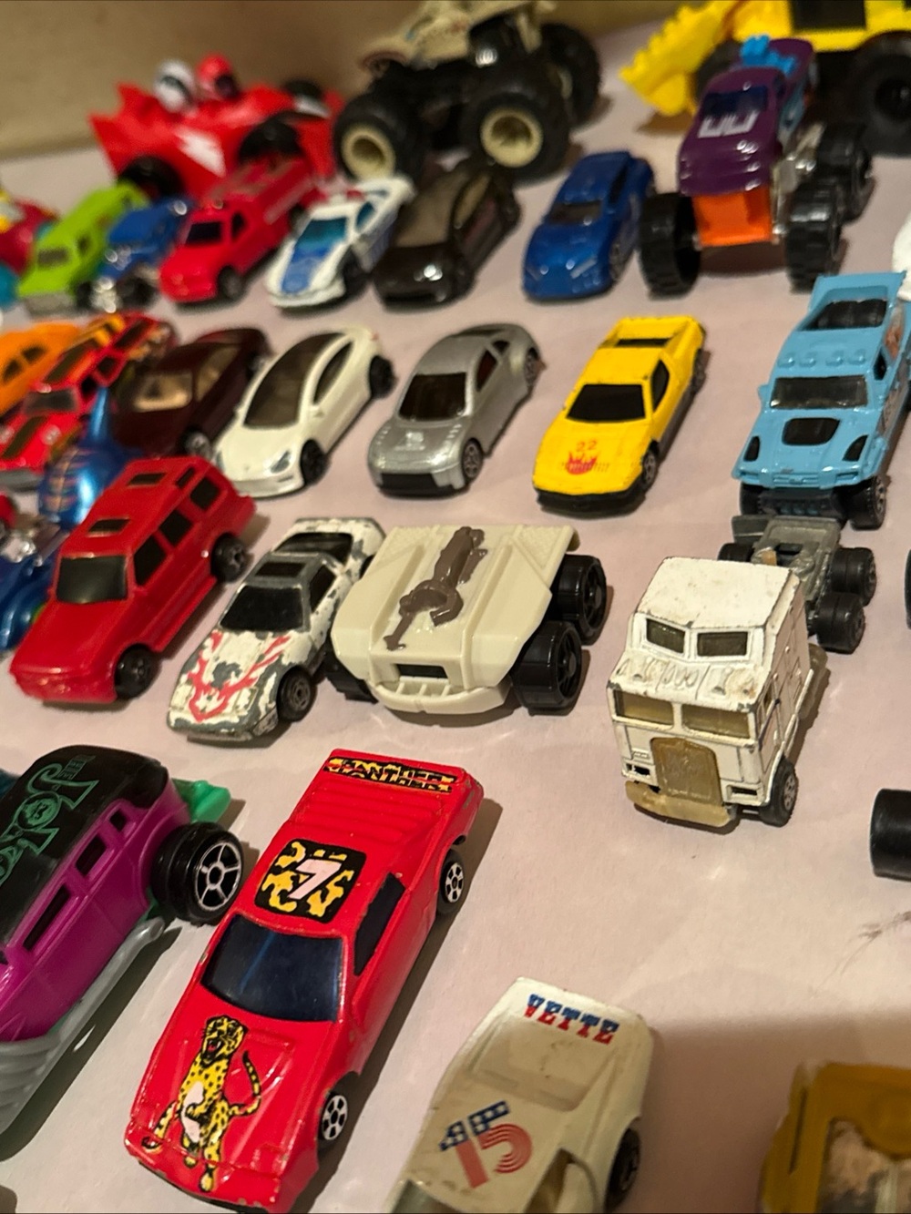 Assorted Kids Toy Cars - Multi-Color Vehicle Collection - Picture 16 of 16